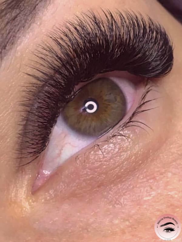 Extensão de Cílios